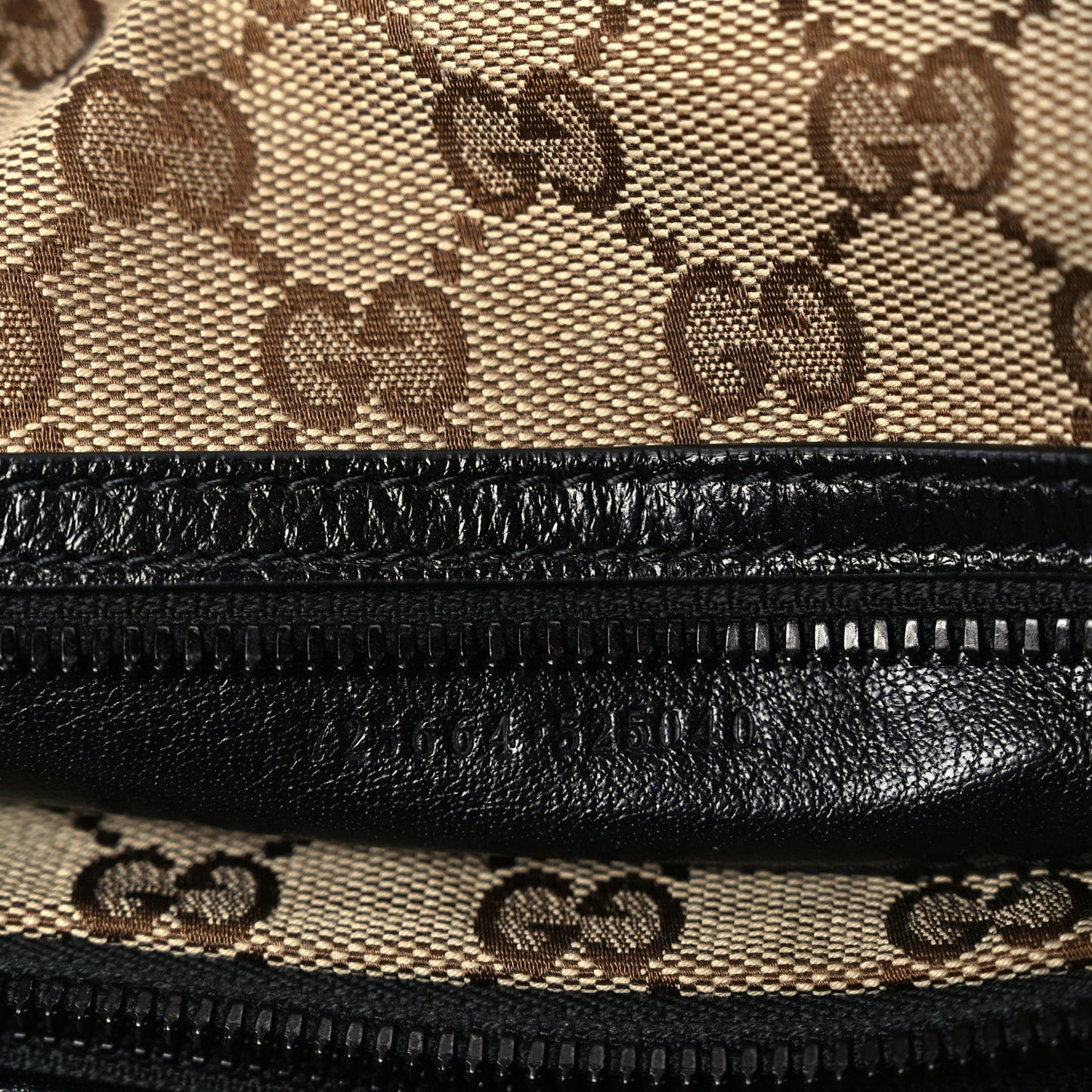 Gucci Piuma Lux Energy Monochrome Double G Drawstring Tote Black