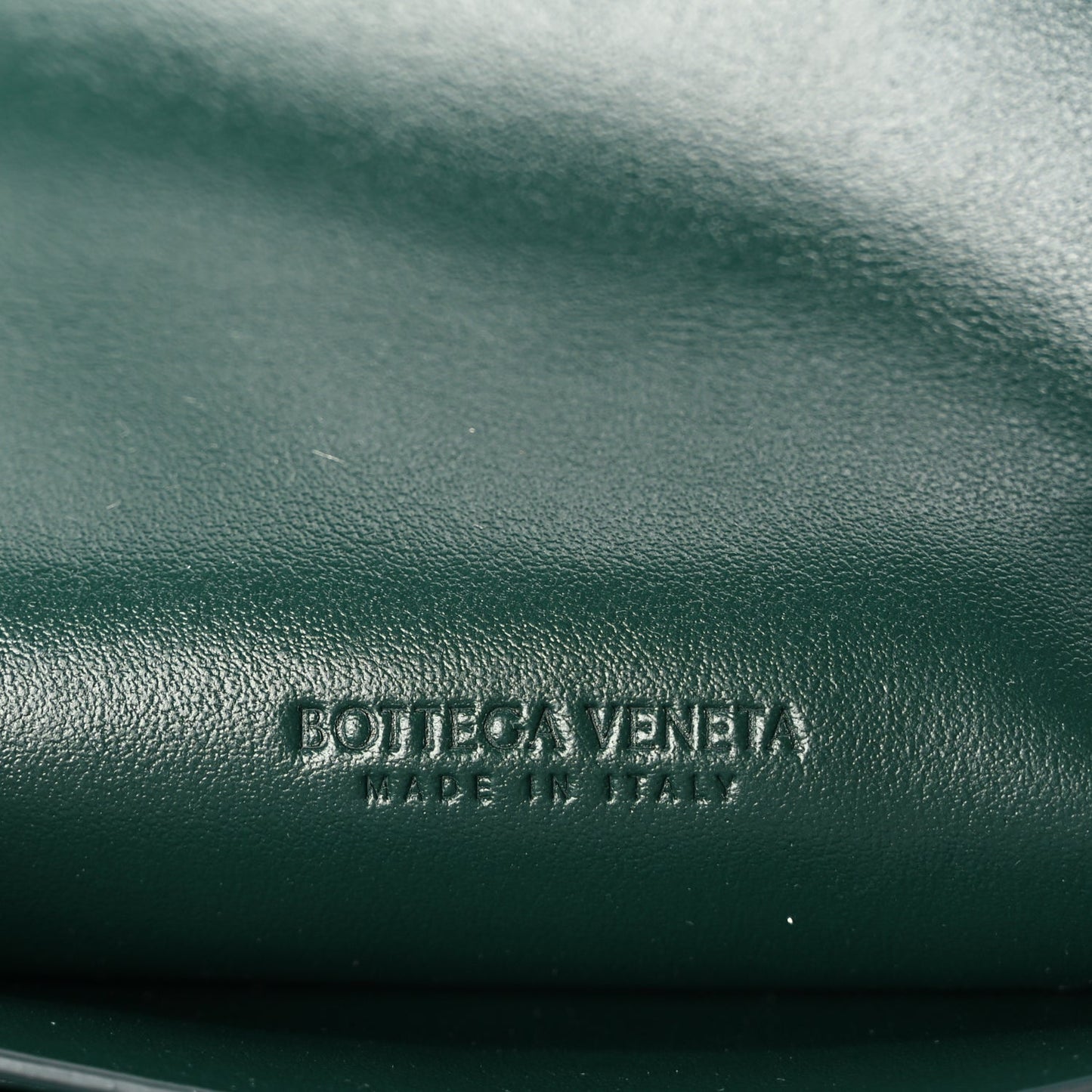 Bottega Veneta  Nappa Intrecciato Long Andiamo Top Handle Clutch Emerald Green