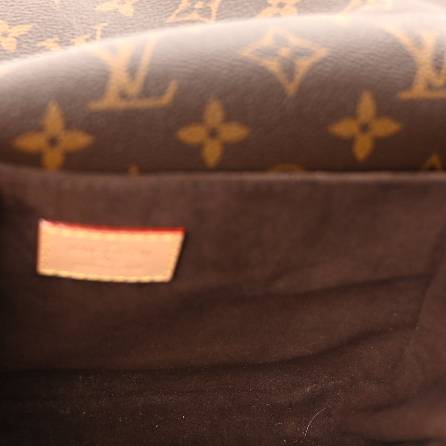 Louis Vuitton Monogram Pochette Metis