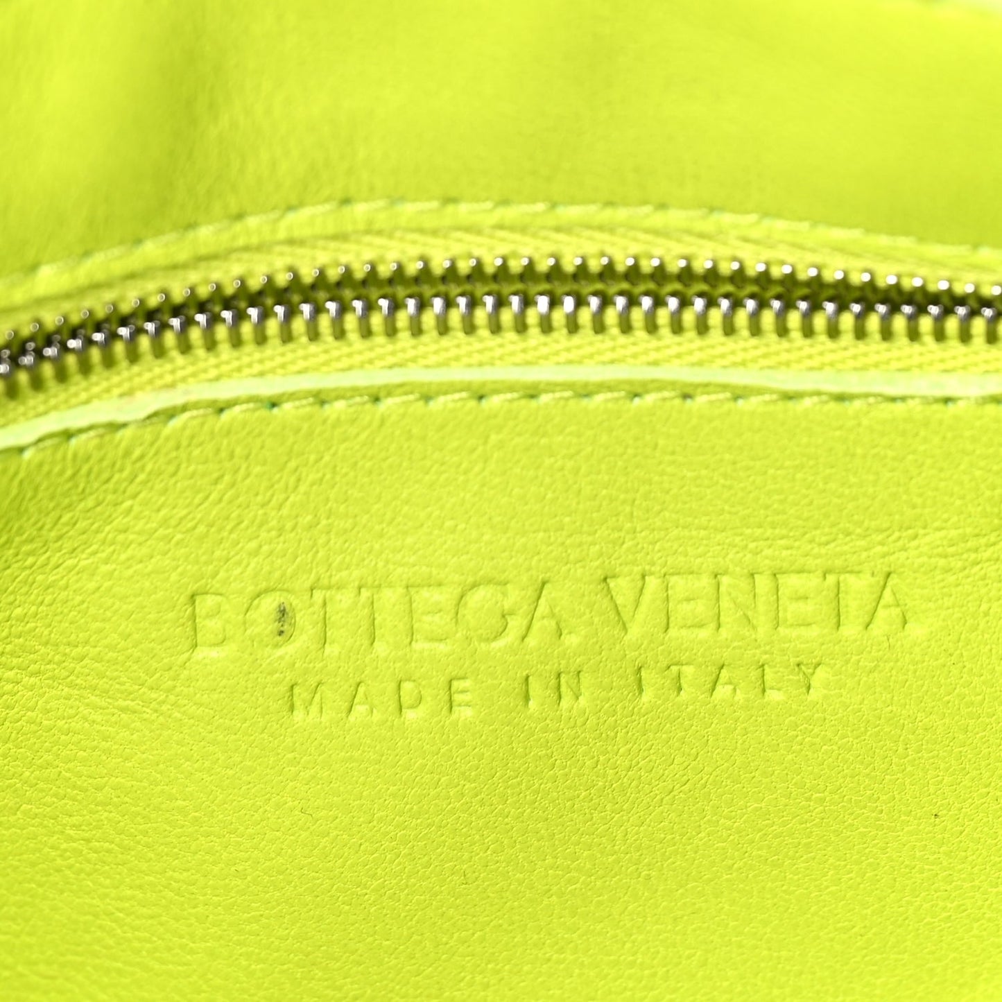 Bottega Veneta Lambskin Maxi Intrecciato Cassette Crossbody Bag Acid Kiwi