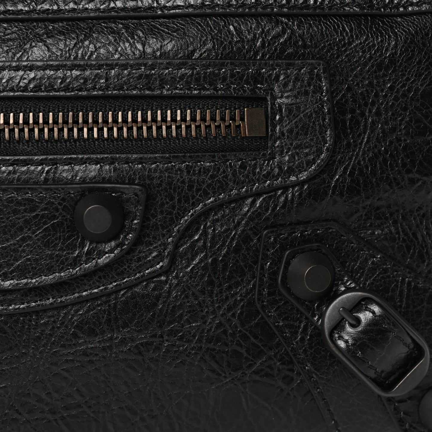 Balenciaga Agneau Arena Classic Hardware Le City Pouch On Strap Black