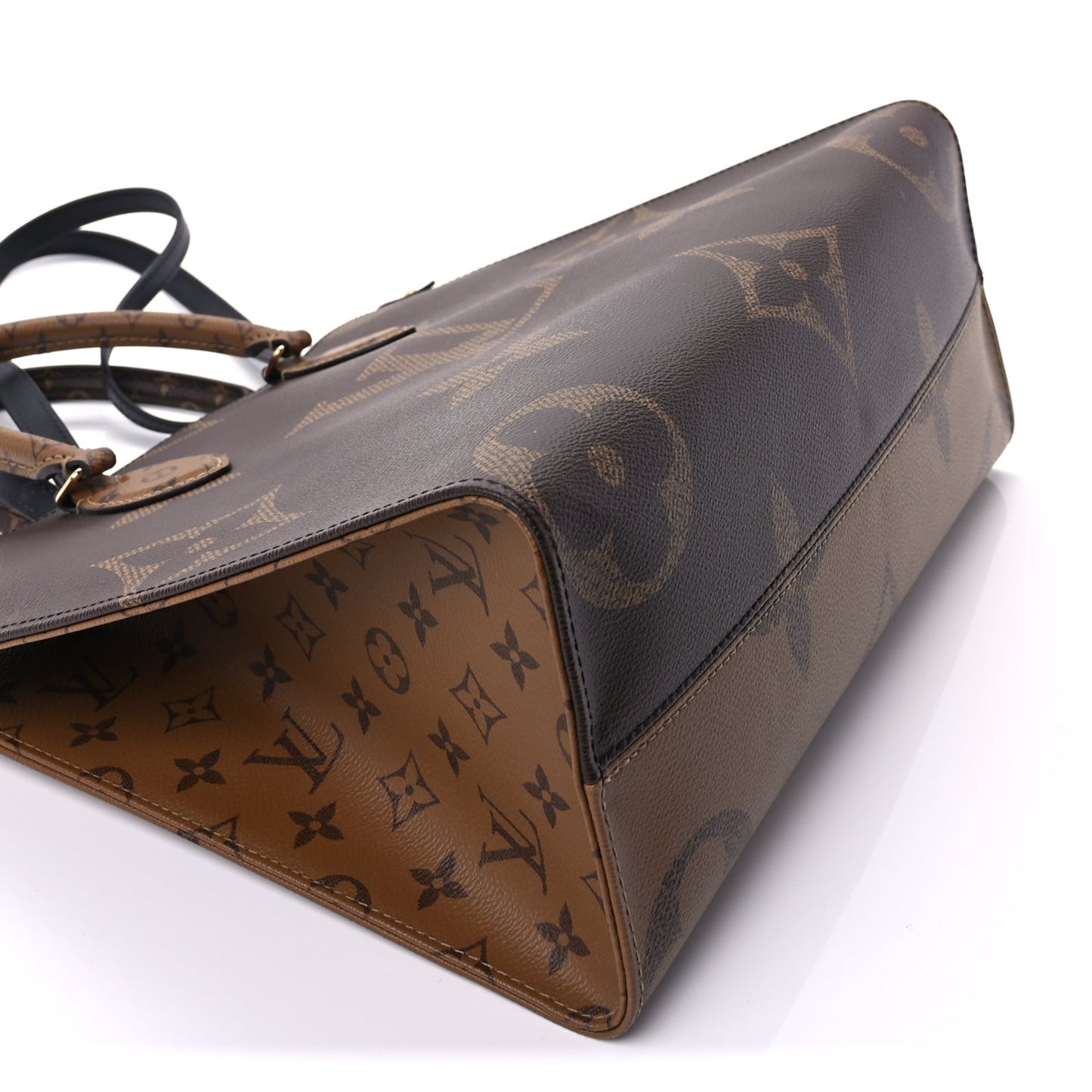 Louis Vuitton Reverse Monogram Giant Onthego MM
