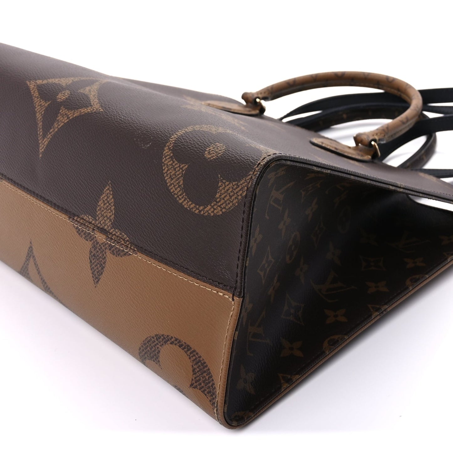 Louis Vuitton Reverse Monogram Giant Onthego MM