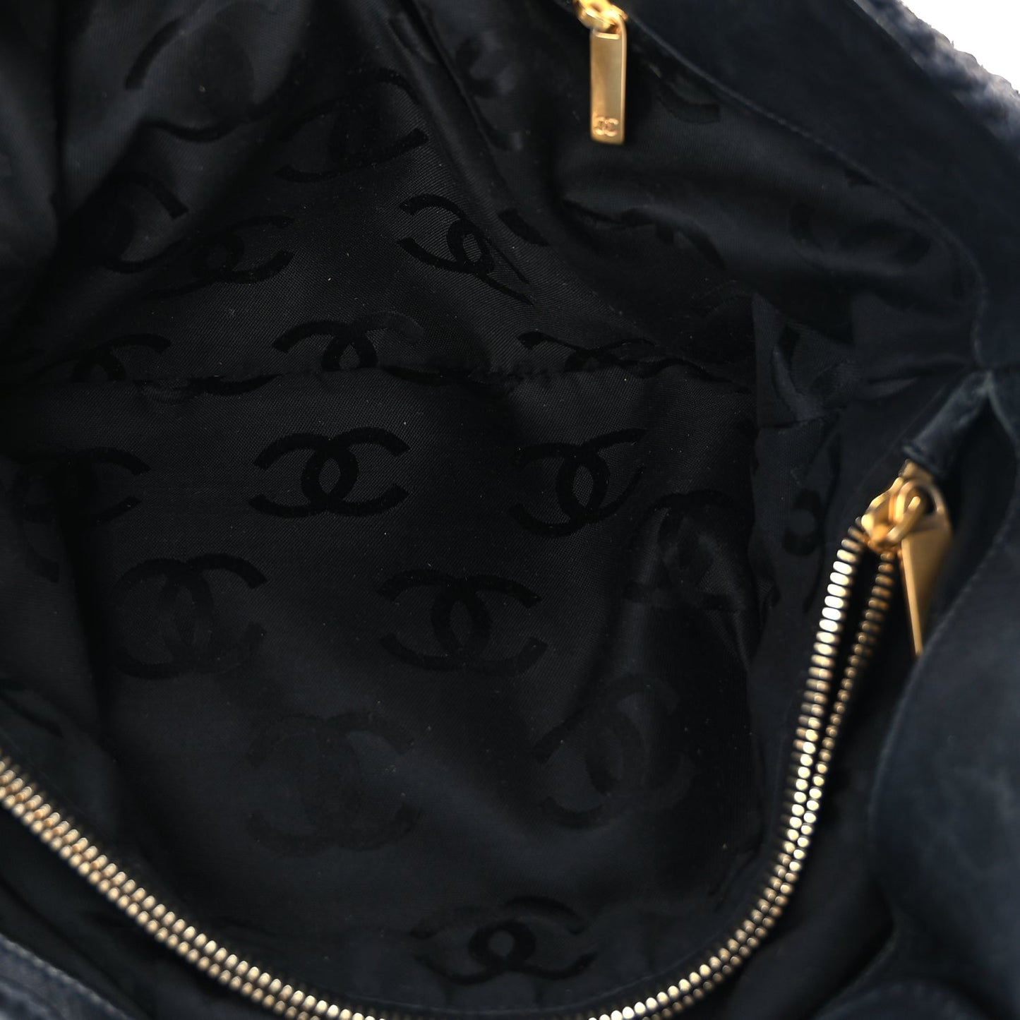 Chanel Straw Raffia Tote Black