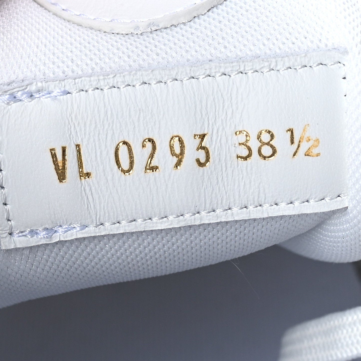 Louis Vuitton Calfskin Run 55 Sneakers 38.5 White
