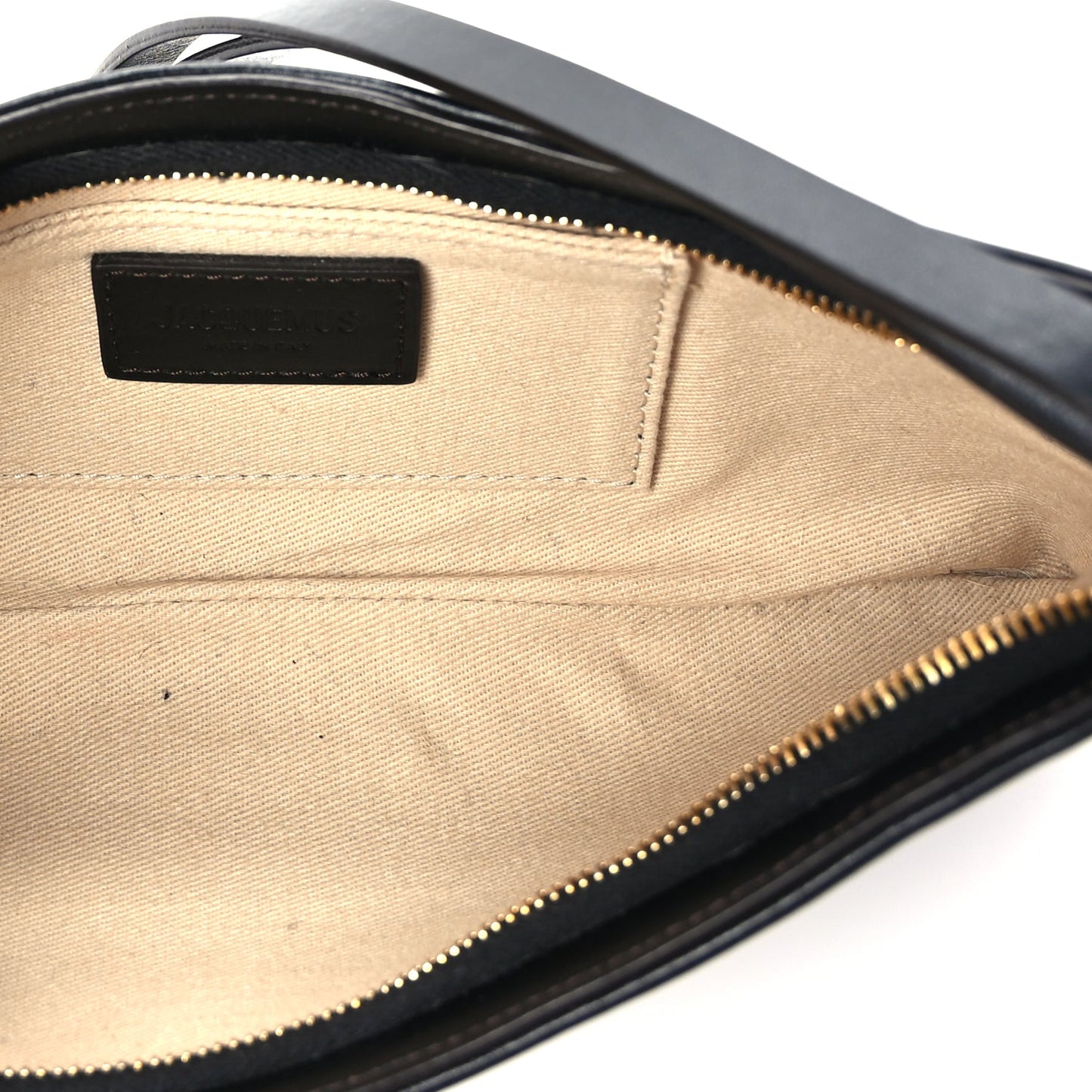 Jacquemus Smooth Calfskin Le Bisou Perle  Black