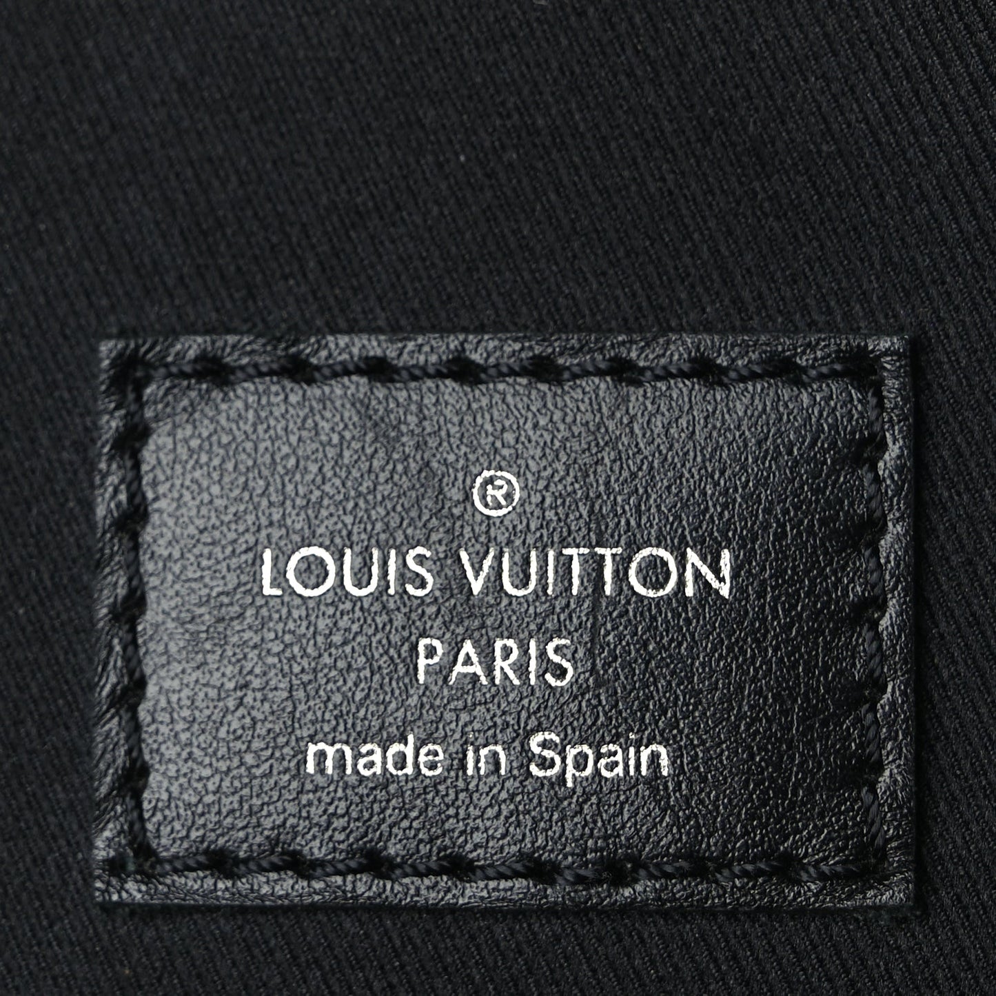 Louis Vuitton Damier Graphite Avenue Sling Backpack