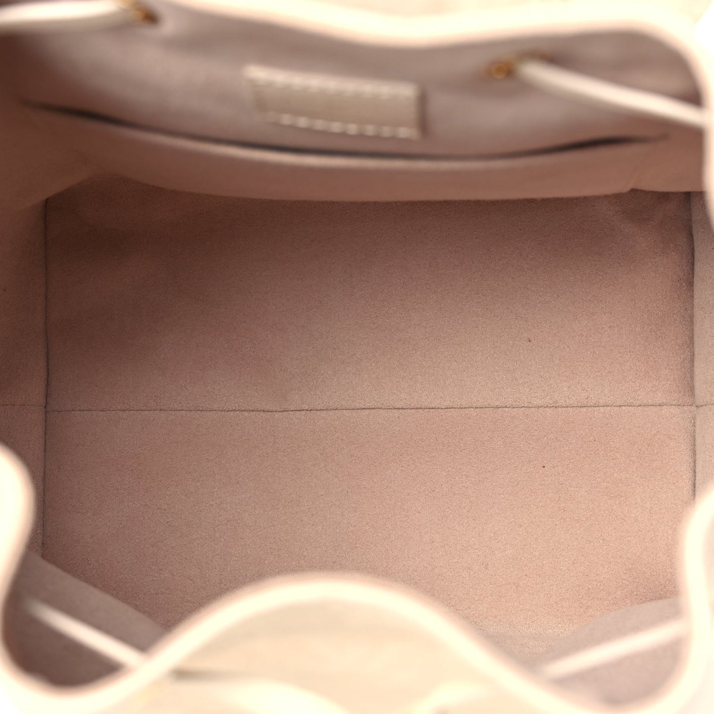 Louis Vuitton Empreinte Montsouris PM Creme