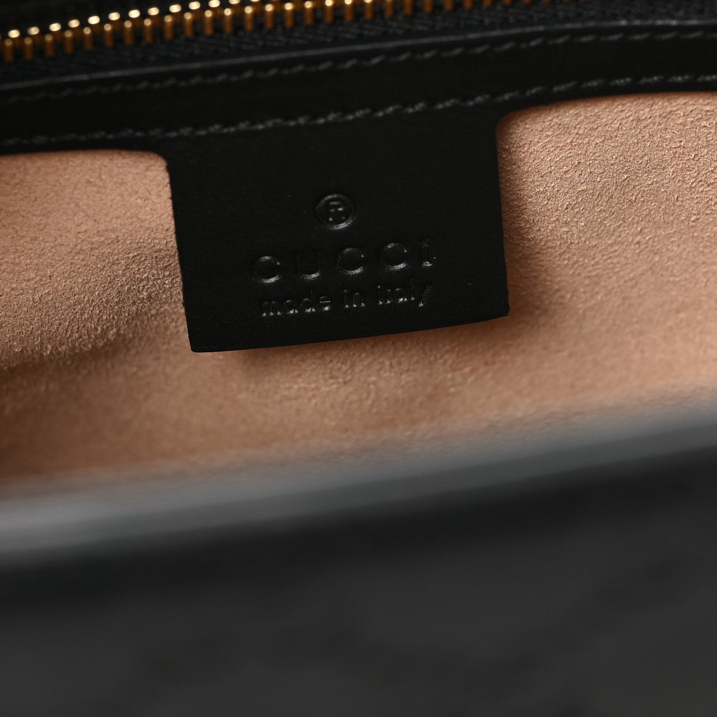 Gucci ssima Small Zippered Bucket Tote Black
