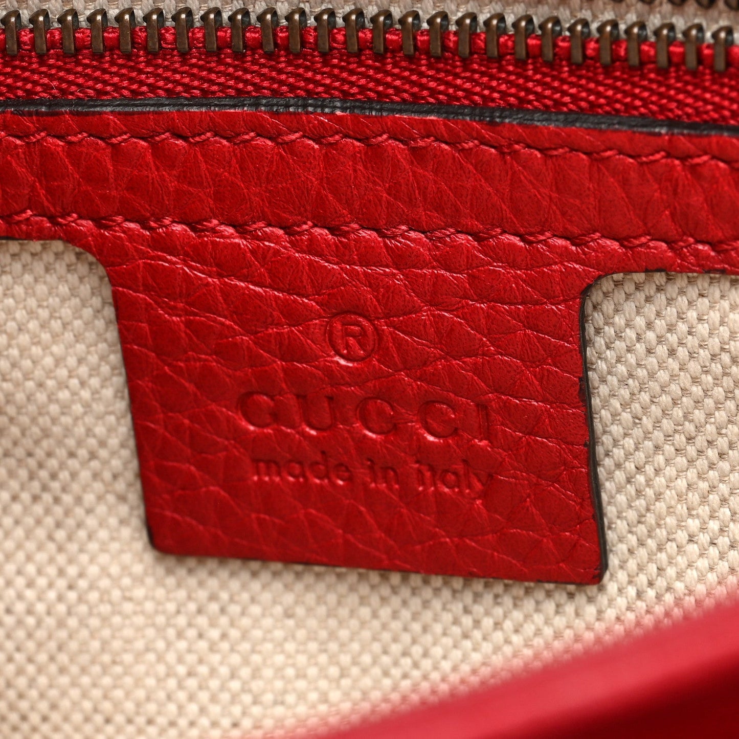 Gucci Cellarius Calfskin Feline GG Marmont Flap Shoulder Bag Vulcanic Red
