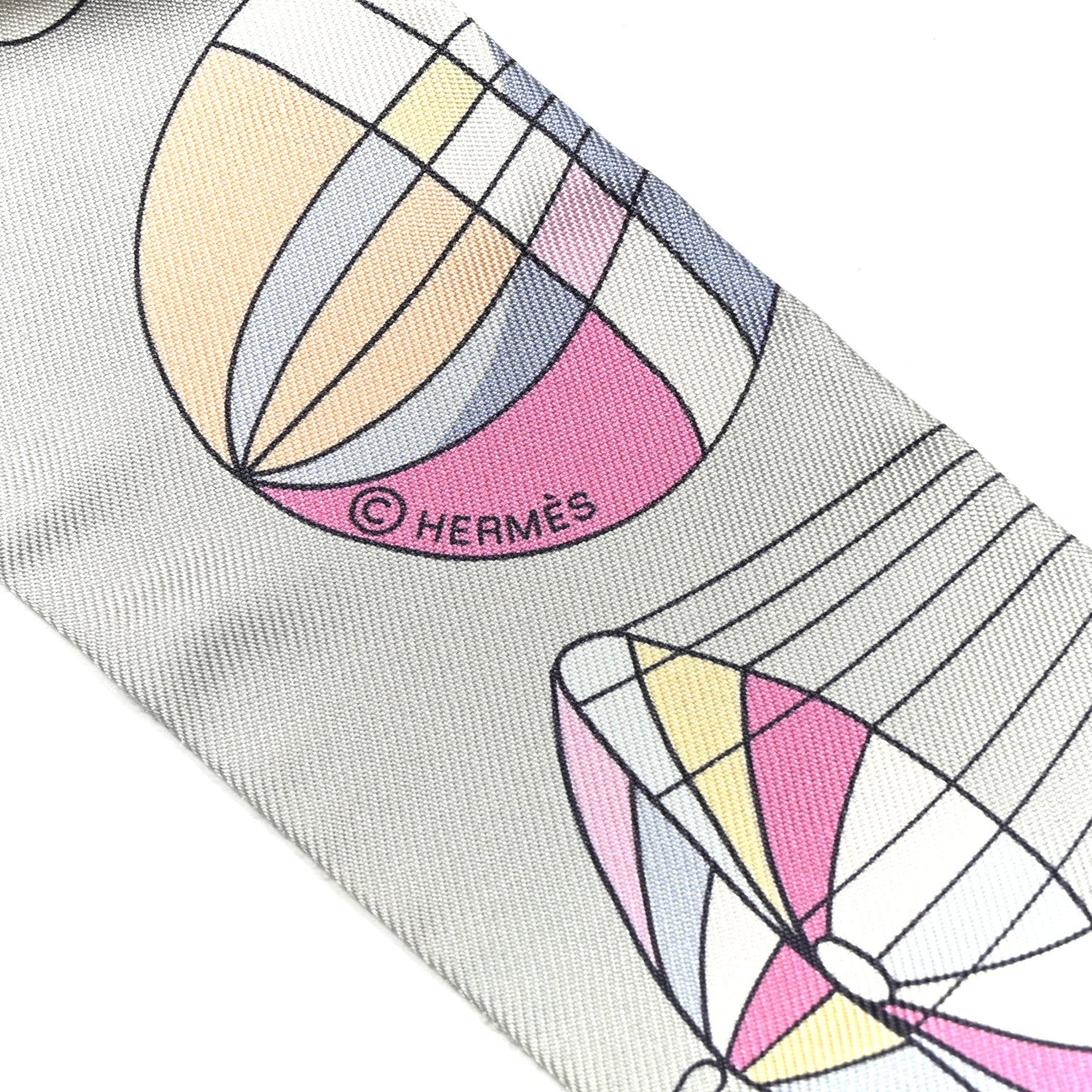 Hermes Silk Les Folies Du Ciel Twilly Mauve Jaune Vert