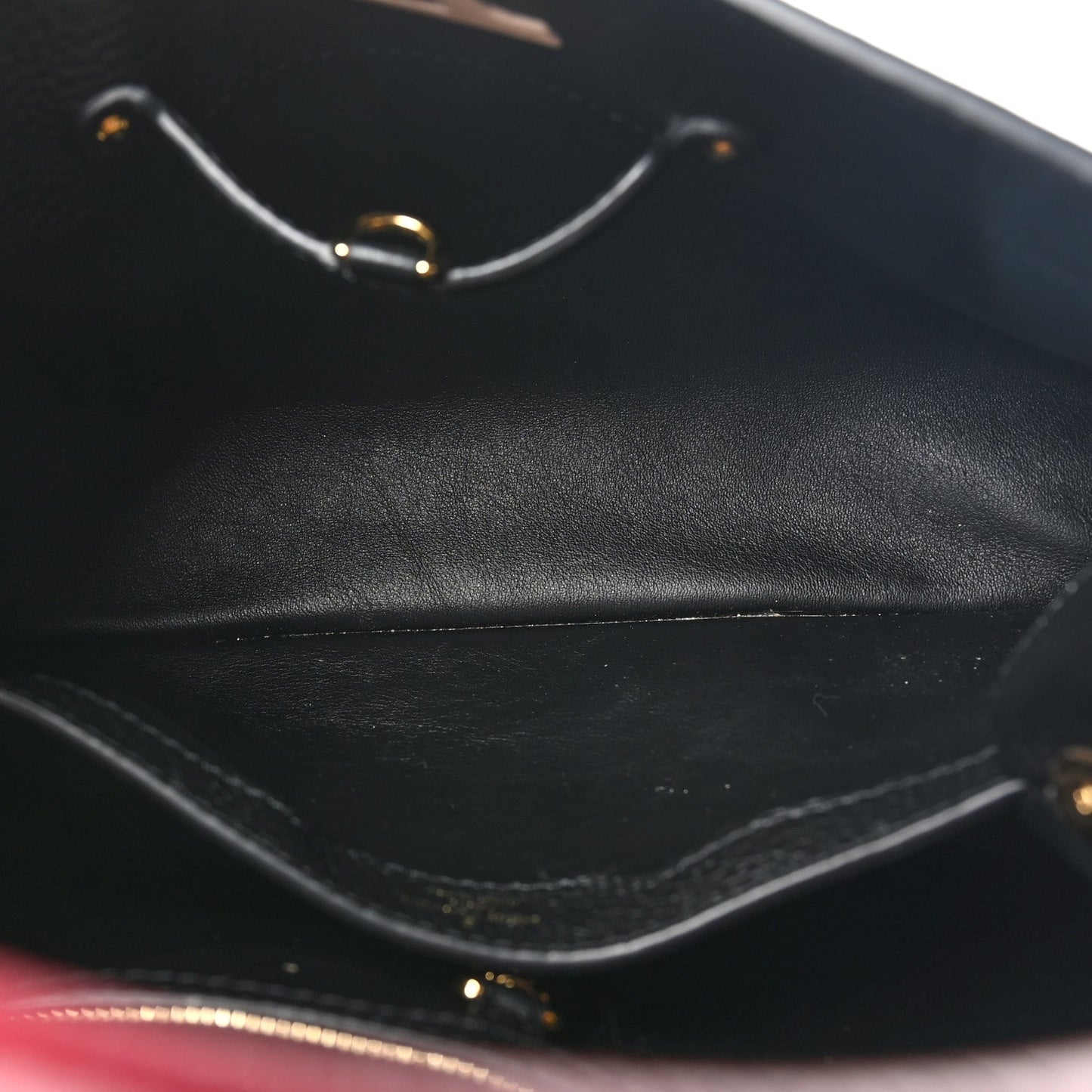 Louis Vuitton Taurillon Capucines MM Arizona Black Arizona Beige Ruby Red
