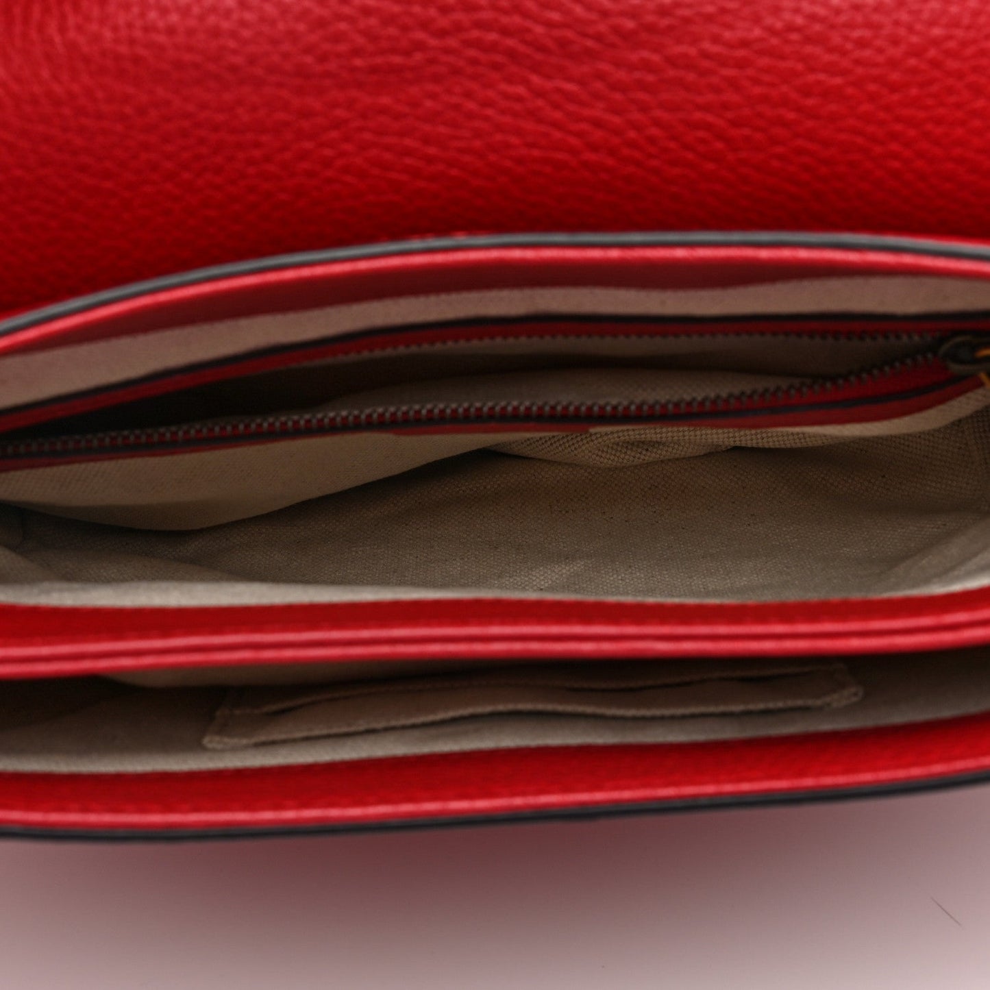 Gucci Cellarius Calfskin Feline GG Marmont Flap Shoulder Bag Vulcanic Red