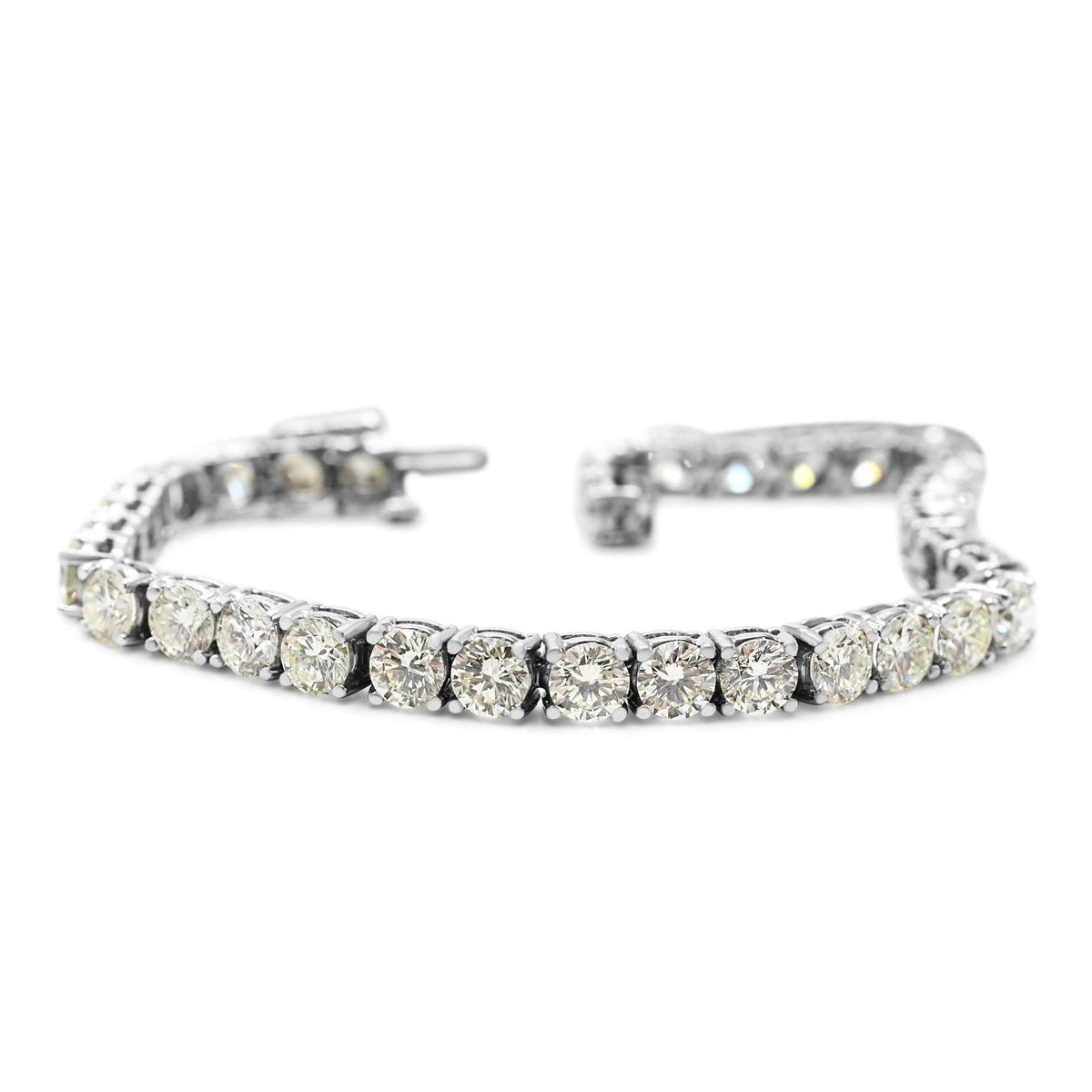 Brilliant Cut Diamond Line Tennis Bracelet