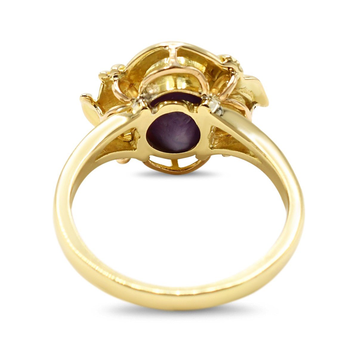 Purple Star Sapphire Dress Ring - 18ct Yellow Gold